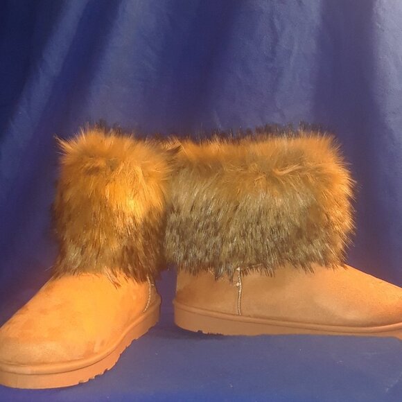 Tan Warm Faux Fur Cozy Bootie - Picture 5 of 6